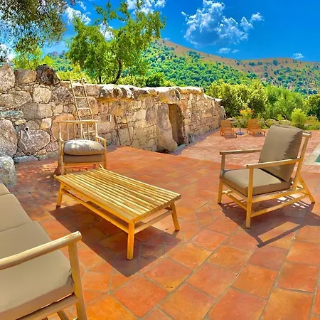 아파트 De Luxe 4 Etoiles A Pietralba, 4 Piscine Chauffee Balagne *