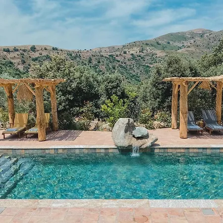 아파트 De Luxe 4 Etoiles A Pietralba, 4 Piscine Chauffee Balagne *