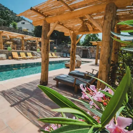 Résidence De Luxe 4 étoiles à Pietralba, 4 Piscine Chauffée Balagne Apartamento Pietralba