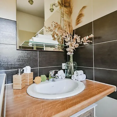 De Luxe 4 Etoiles A Pietralba, 4 Piscine Chauffee Balagne Lägenhet