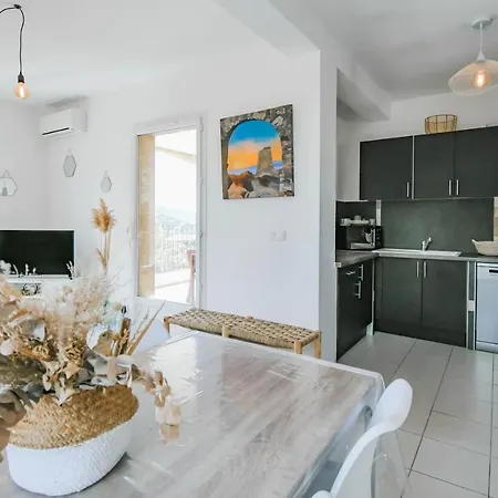 Apartment De Luxe 4 Etoiles A Pietralba, 4 Piscine Chauffee Balagne Pietralba