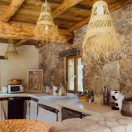 De Luxe 4 Etoiles A Pietralba, 4 Piscine Chauffee Balagne 아파트 Pietralba