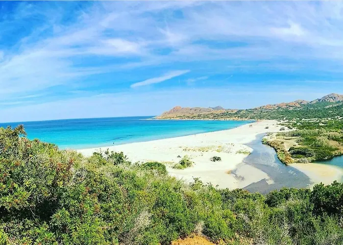 Apartment De Luxe 4 Etoiles A Pietralba, 4 Piscine Chauffee Balagne *