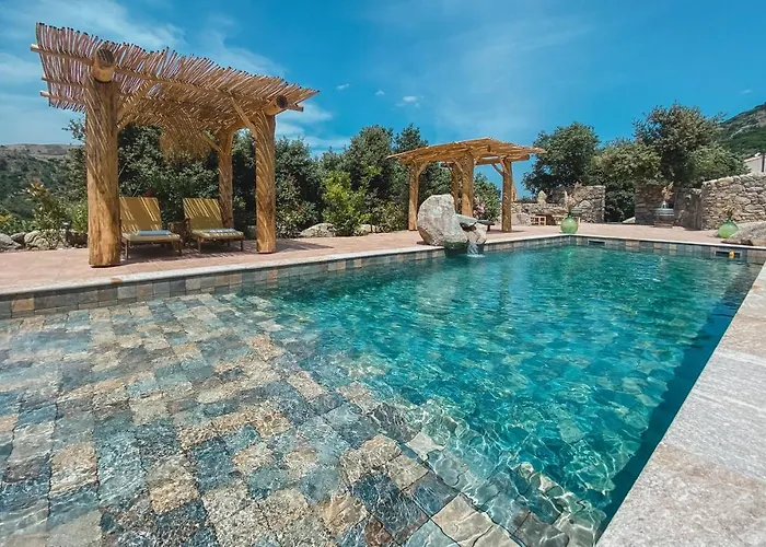 Apartment De Luxe 4 Etoiles A Pietralba, 4 Piscine Chauffee Balagne Pietralba