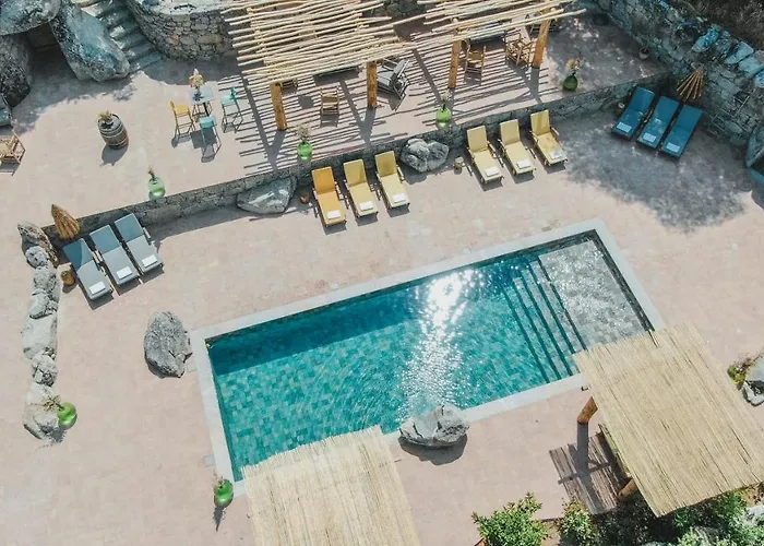 Apartment De Luxe 4 Etoiles A Pietralba, 4 Piscine Chauffee Balagne *