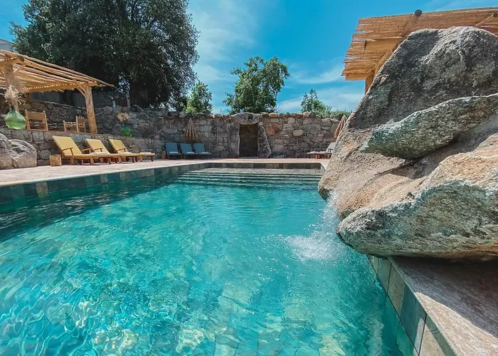 De Luxe 4 Etoiles A Pietralba, 4 Piscine Chauffee Balagne